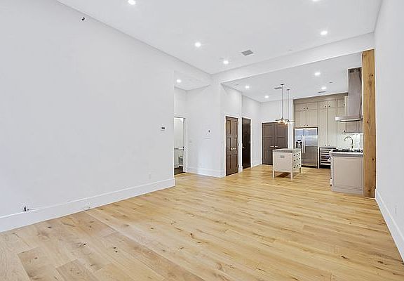5th image of 45 White St APT 3C