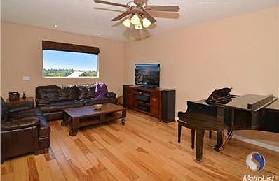 3rd image of 2794 Montebello Way