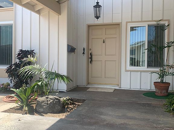 Private, gated, large courtyard