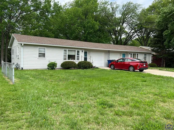 943-945 Centennial Dr, Lawrence, KS 66049