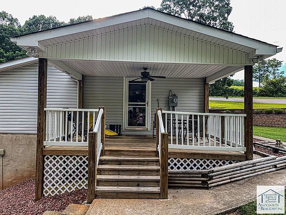 3rd image of 2460 Rockwood Park Rd
