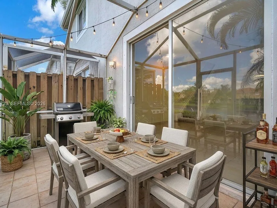 3698 San Simeon Cir
