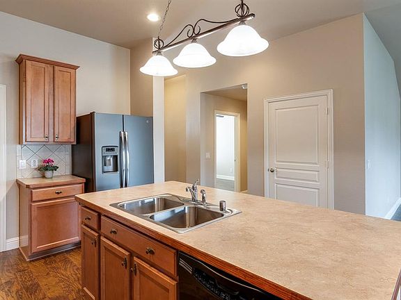 5th image of 1317 Shinnecock Ct