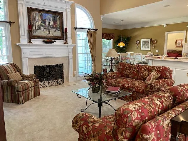 7445 Glenmaura Way — Photo 2