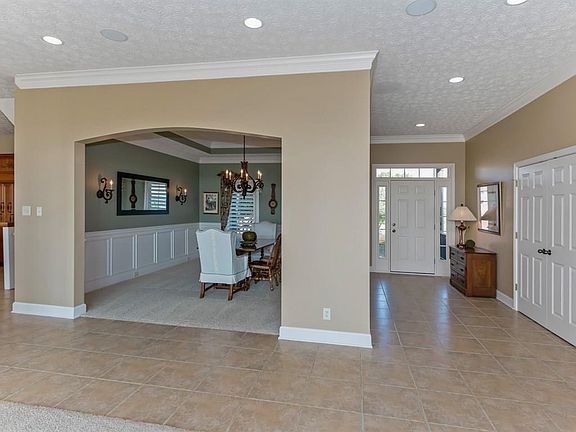 3rd image of 16472 Valhalla Dr