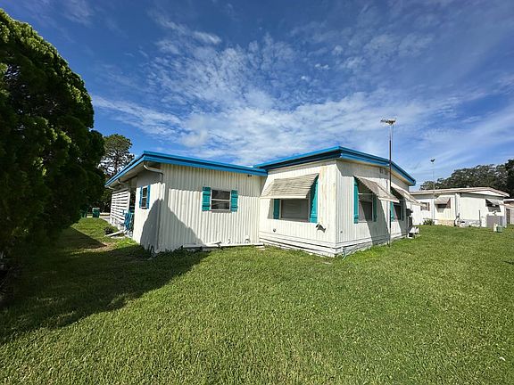 4th image of 45 Turquoise Way
