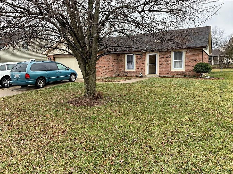 1st image of 295 Woodsdale Dr