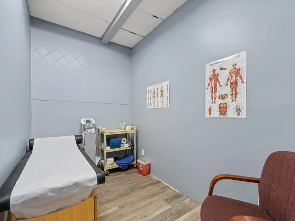 510 43rd Street image 22 of 32