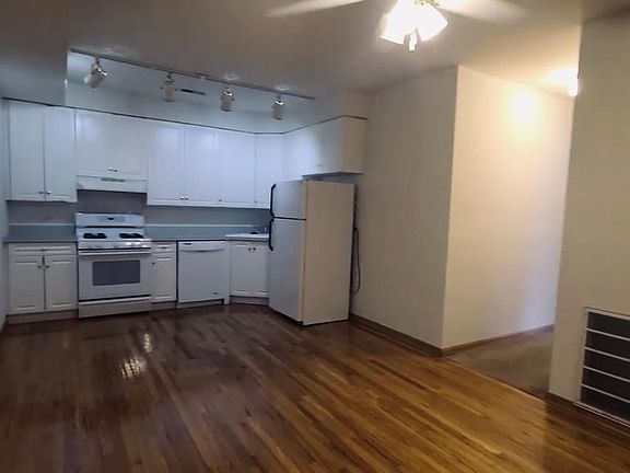 2nd image of 1465 W Cortez St #S1