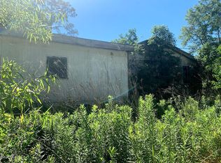 9100 Orange Lake Rd, Moss Point, MS 39562