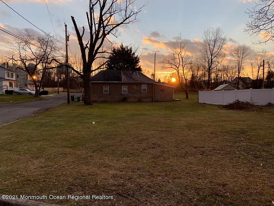 1st image of 260 Nathan Court