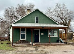 109 Boxelder St, Dixon, WY 82323