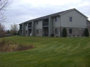 N113W15280 Montgomery Dr APT 1, Germantown, WI 53022