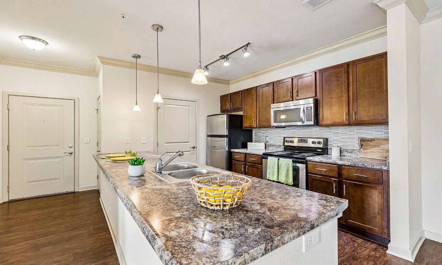 Seagrass Apartment Homes — Photo 2