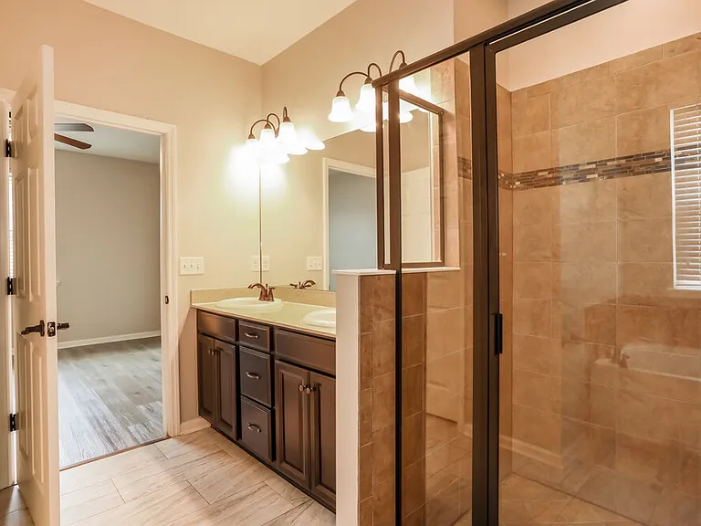 3041 Holly Grove Ln — Photo 13