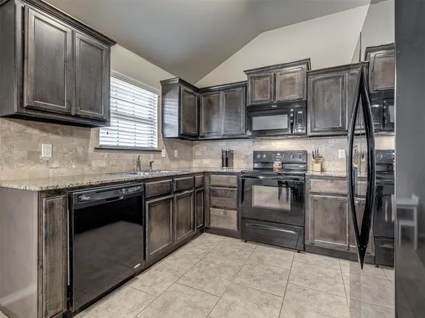 9017 SW 46th St, Oklahoma City, OK 73179