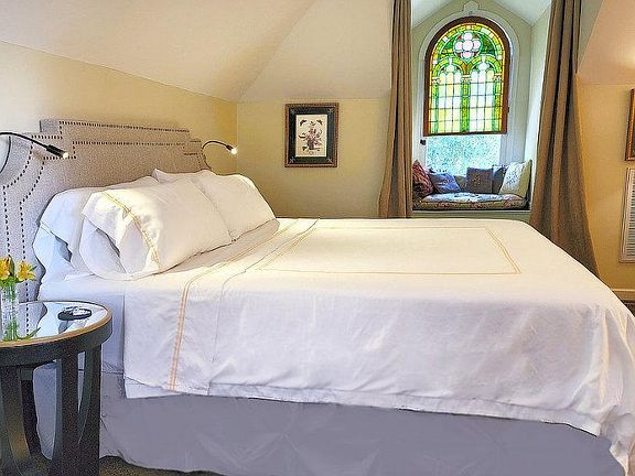 King Bed
