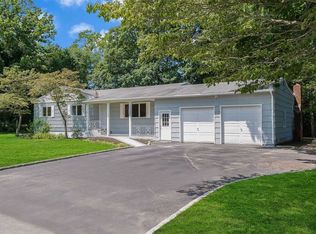 44 Mayfair Rd, Nesconset, NY 11767