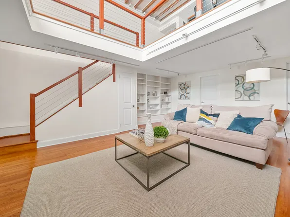 24 West 90th Street image 2 of 15