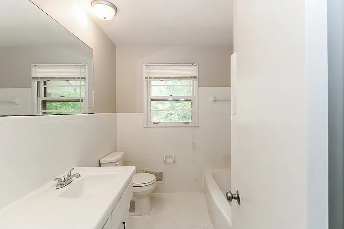 712 Arrow Rd — Photo 6