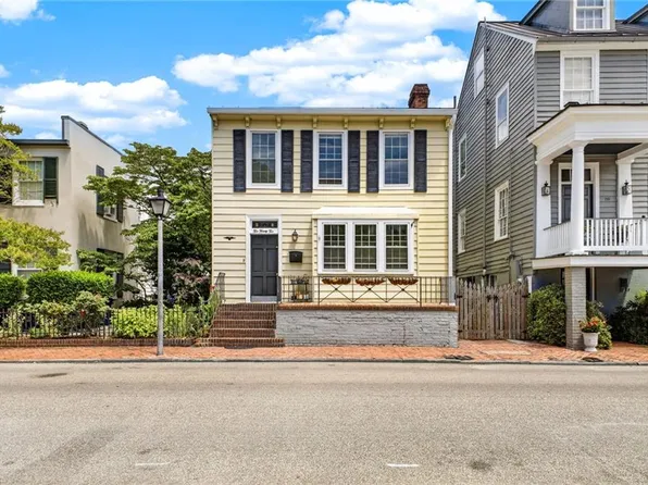 222 Glasgow St, Portsmouth, VA 23704
