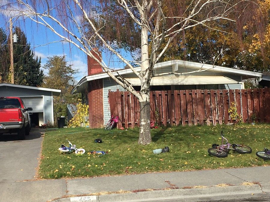 1st image of 465 E 24th St