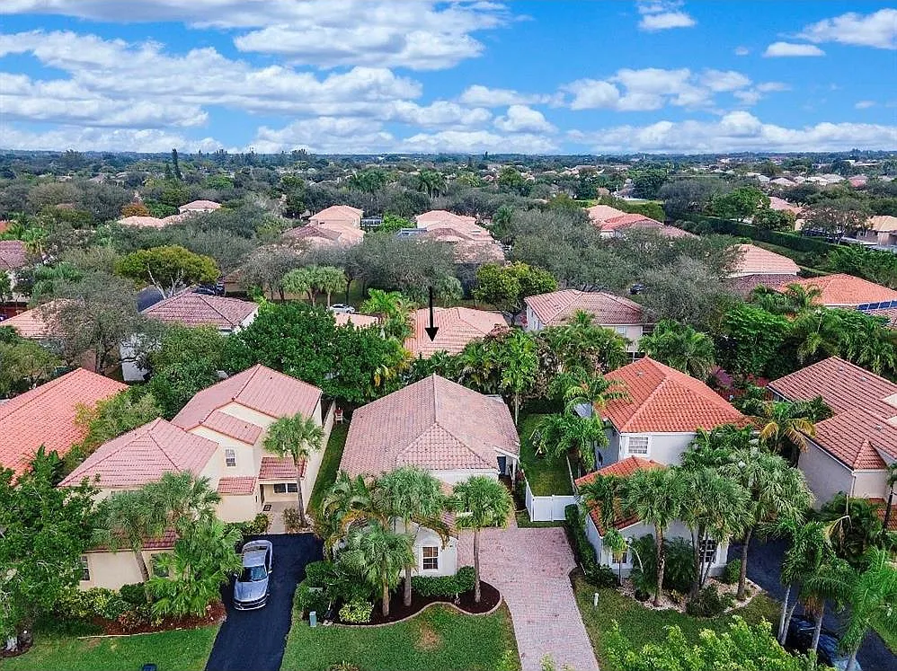 NW 77th Pl, Pompano Beach — Photo 2