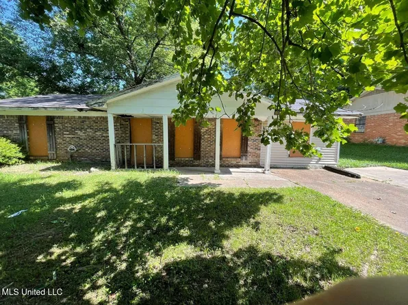 5348 Haynes Dr, Horn Lake, MS 38637