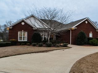 2196 Creekside Ln, Jasper, AL 35503