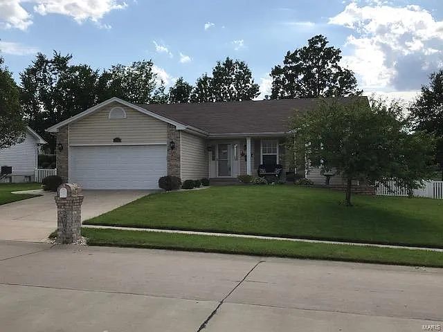 2705 Providence Ridge Dr photo 1