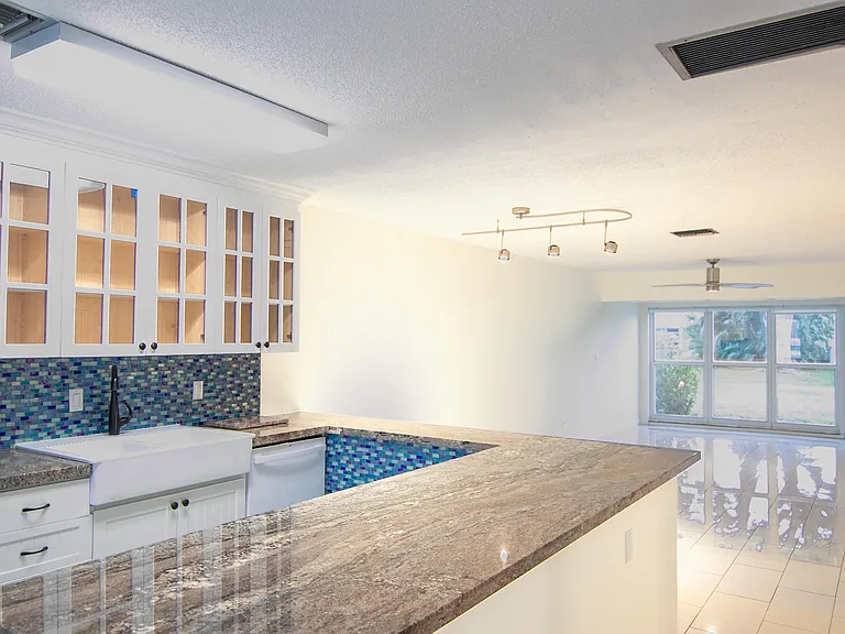 13741 Flora Pl #B — Photo 3