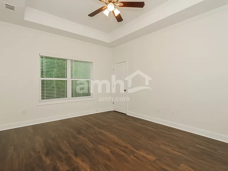 121 Coulter Woods Dr — Photo 9