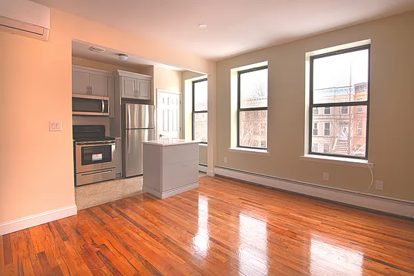 Rented by BMB Living Inc | media 8