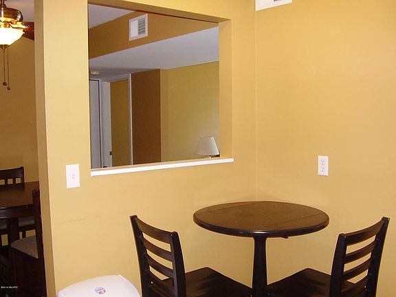 5th image of 3626 Lakeshore Dr APT K11