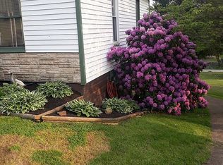 200 Suncrest Blvd, Fairmont, WV 26554