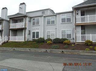 201 Waters Edge Dr, Newark, DE 19702