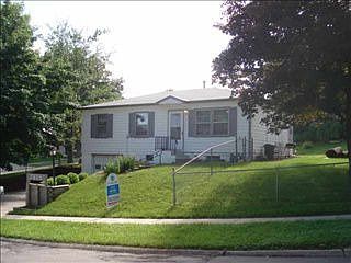 1st image of 7424 S 72nd Ave