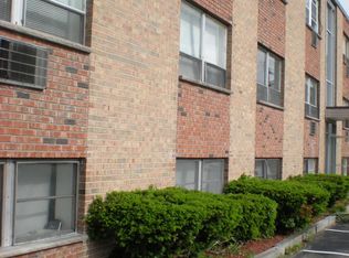 307 Main St APT 2, Reading, MA 01867
