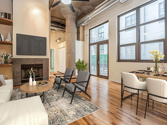 3rd image of 758 N Larrabee St APT 229