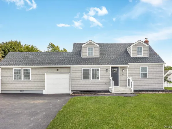 547 17th Street, West Babylon, NY 11704