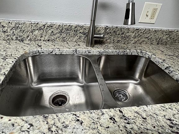 5th image of 8756 Carroll Cir APT 4