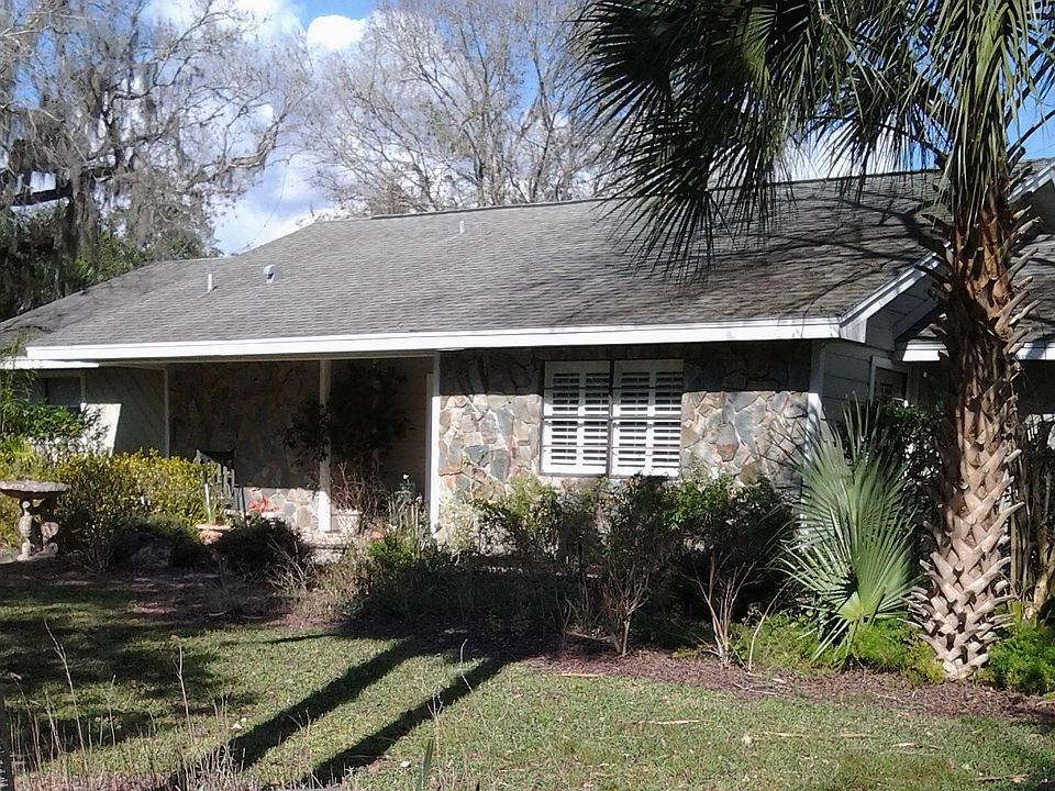 1st image of 977 Woodgate Dr