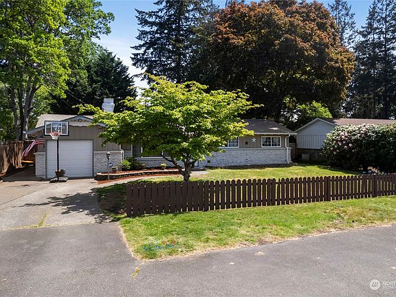 3rd image of 8311 Leona Way SW