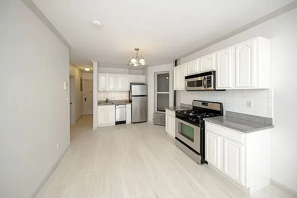 Rented by REAL New York | media 10