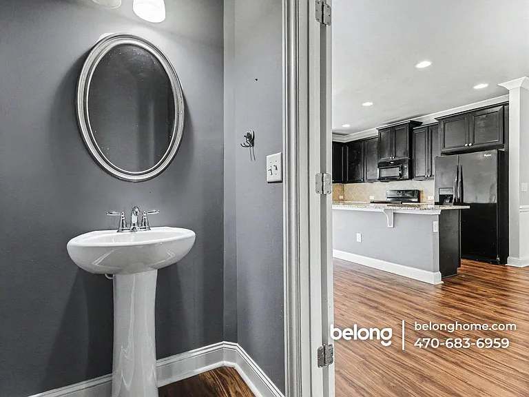 8005 Pierpoint Ln — Photo 9