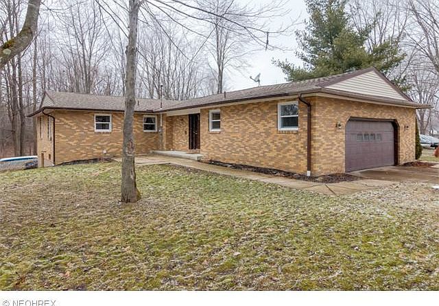 1st image of 1584 Pierpont Dr