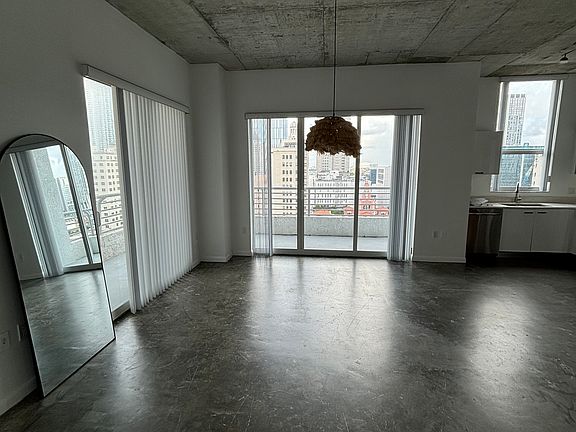 2nd image of 133 NE 2nd Ave APT 1519