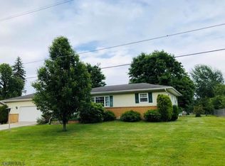203 Beech St, Cresson, PA 16630
