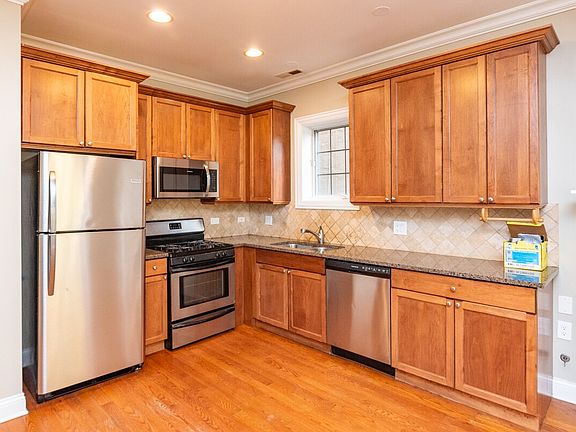 2nd image of 6217 S Kimbark Ave APT 1S
