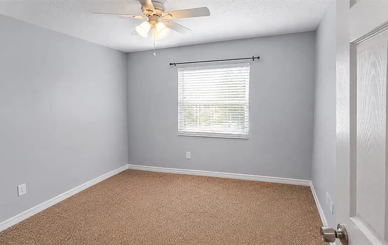 9919 Turf Ct #3 — Photo 8